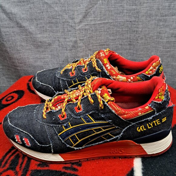 Size 10.5 ASICS Gel-Lyte III Japanese Denim 'Kimono' Sneaker Men H5L2N - Picture 1 of 16